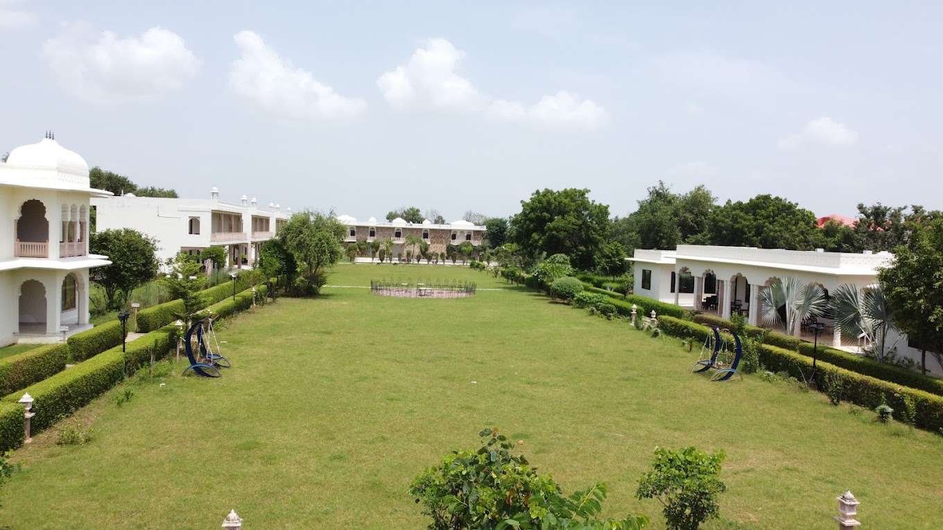 CLARKS INN SUITES, RANTHAMBORE