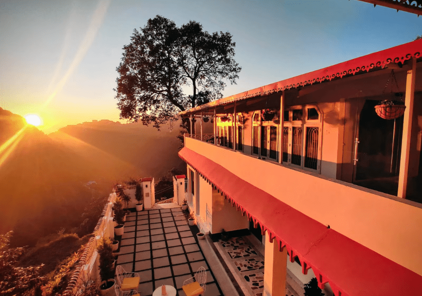 OAKWOOD FOREST RERTREAT LANDOUR