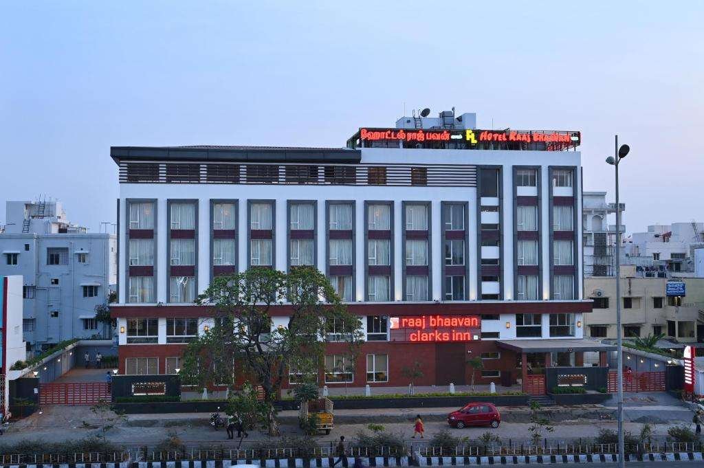 RAAJ BHAAVAN CLARKS INN  CHENNAI OMR