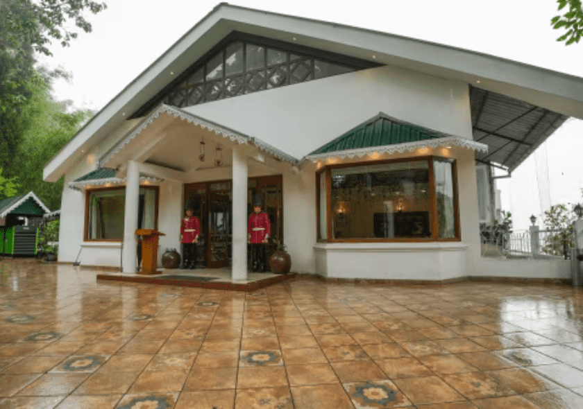 SUMMIT LILLIUM HOTEL & SPA