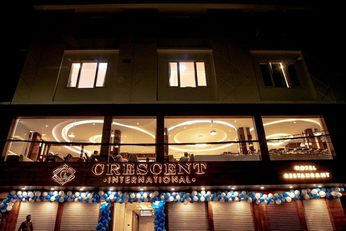 CRESENT INTERNATIONAL HOTEL