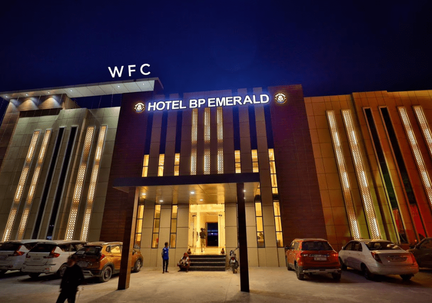 HOTEL BP EMERALD