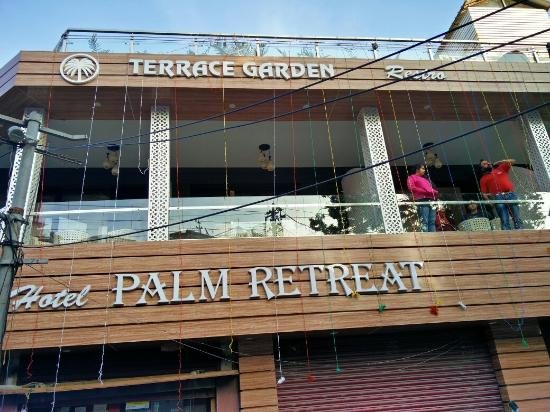 SANDOZ PALM RETREAT HOTEL