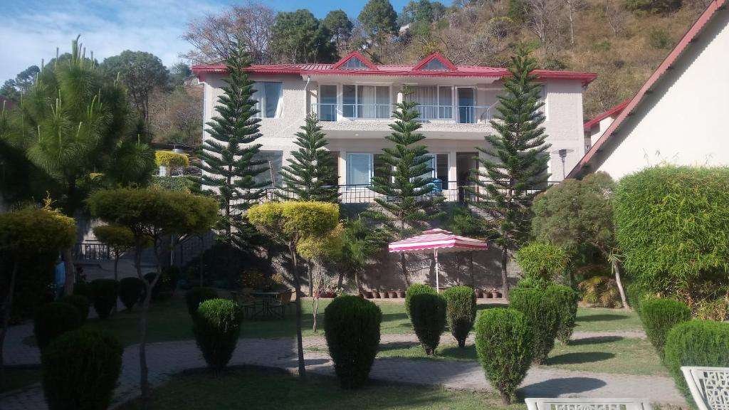 THE FERN SURYA RESORT KASAULI