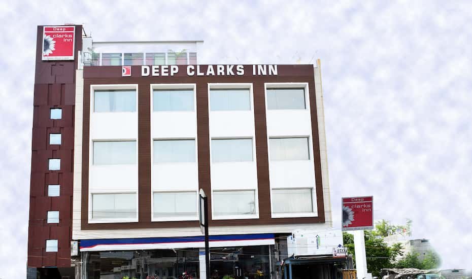 HOTEL DEEP CLARKS INN, NEAR GOMTI NAGAR